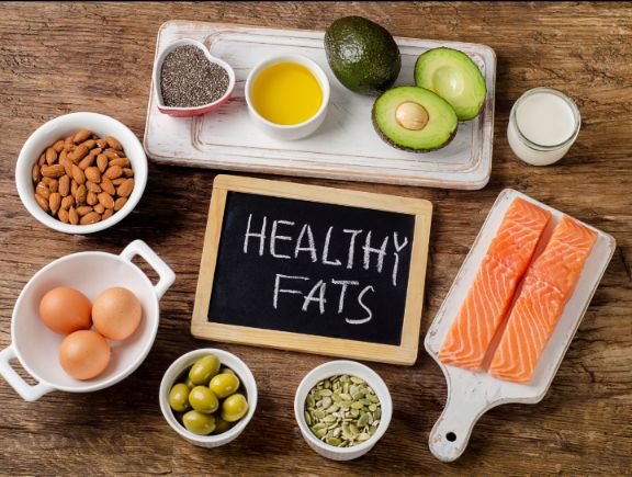No special knowledge is needed to understand this article. It is written in simple language for anyone who wants to learn about fats, omega-3, and the foods that contain them.